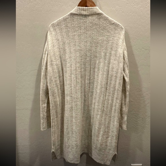 The Limited Women's Light Gray Cardigan - Picture 2 of 5